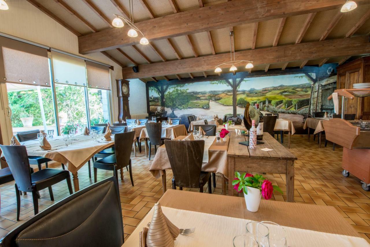 Logis Hotels - Hotel Et Restaurant Les Voyageurs Tournon-dʼAgenais Exteriör bild
